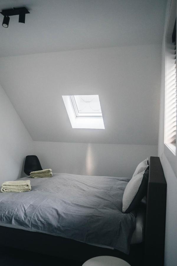 Gezellige Loft Met Twee Slaapkamers Ypres Exterior foto